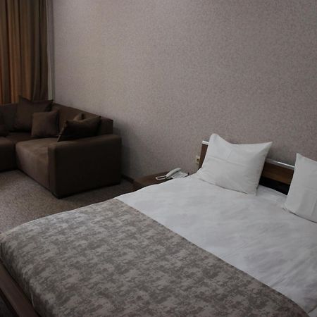 Liel Hotel Tbilisi Bagian luar foto