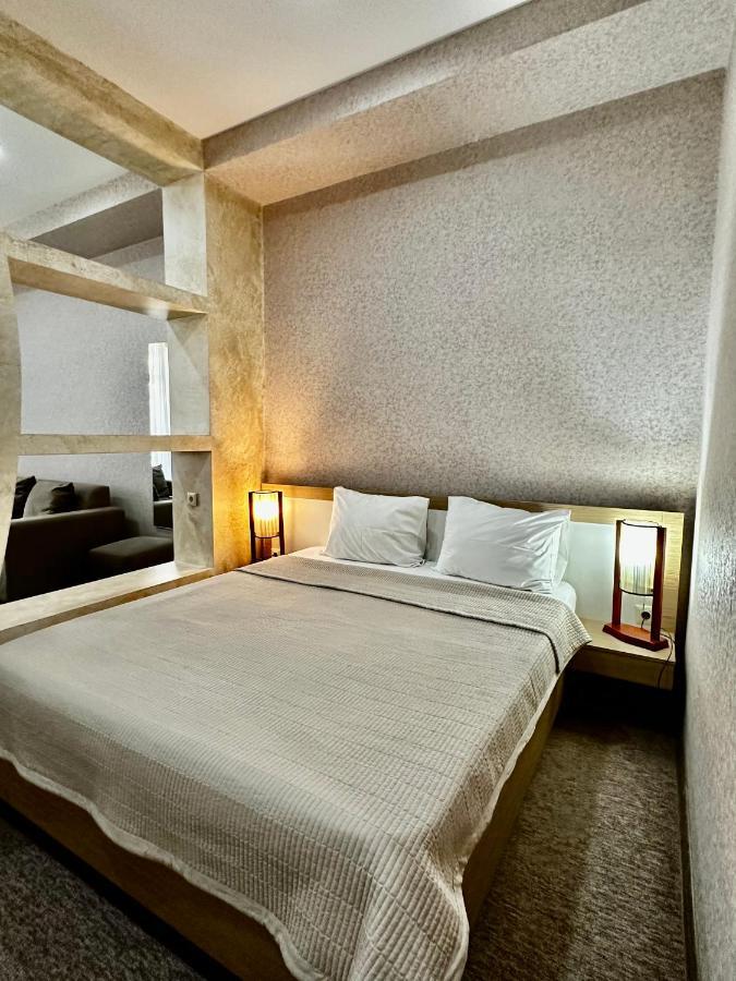 Liel Hotel Tbilisi Bagian luar foto